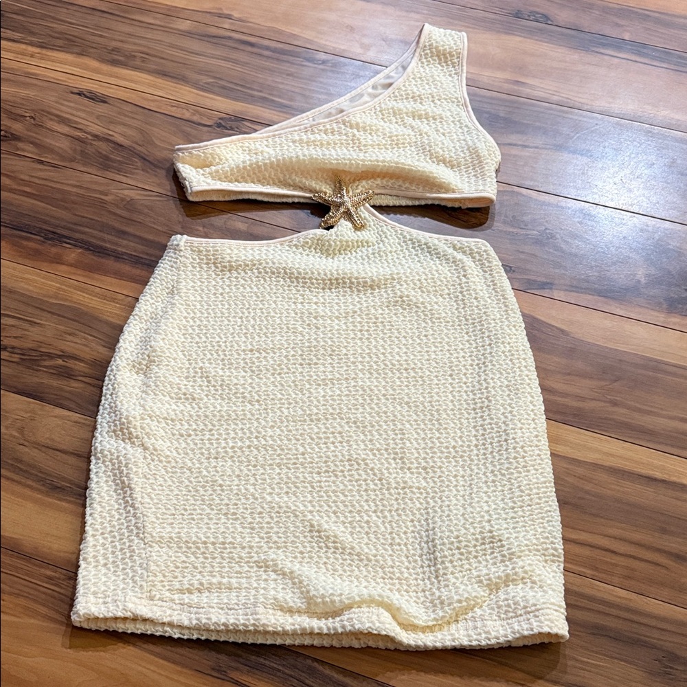 SHEIN Cream One-Shoulder Dress